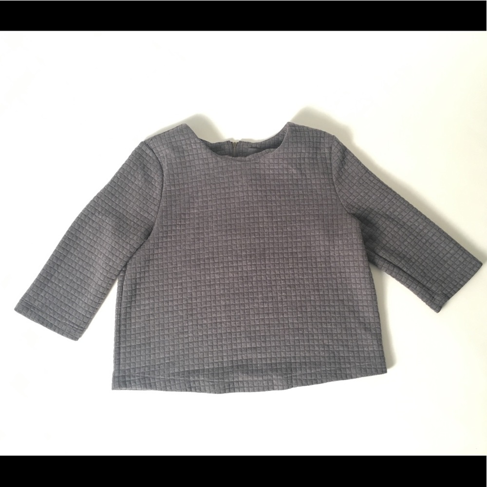 Cropped quilted sweater top